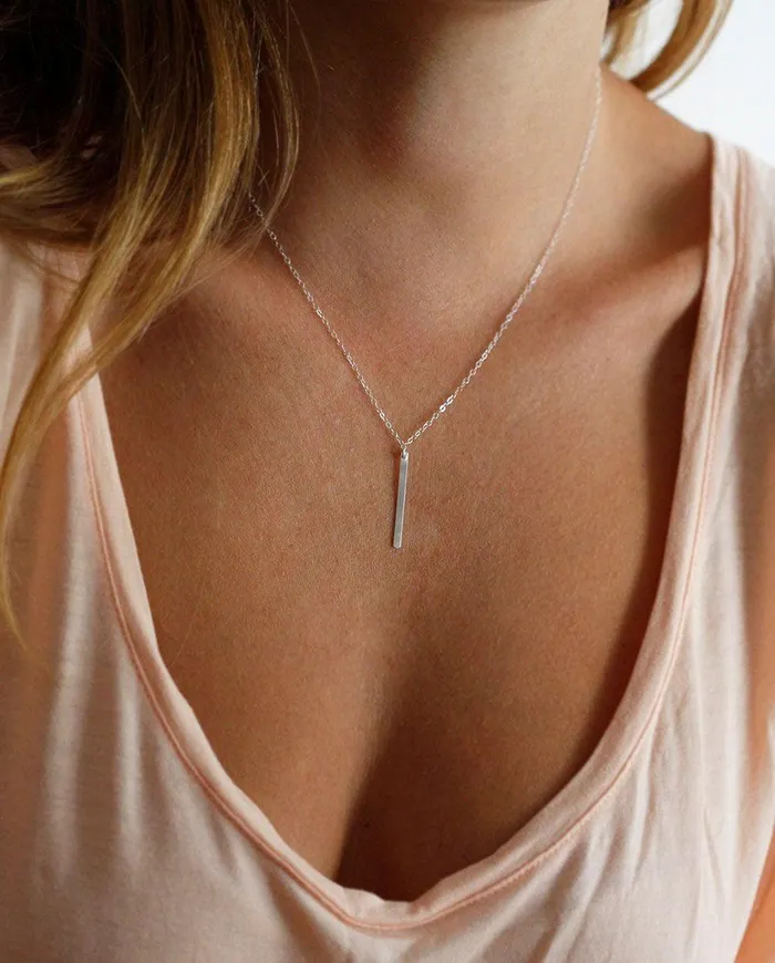 Capucinne Necklaces Vertical Bar Necklace Dainty Gold Chain